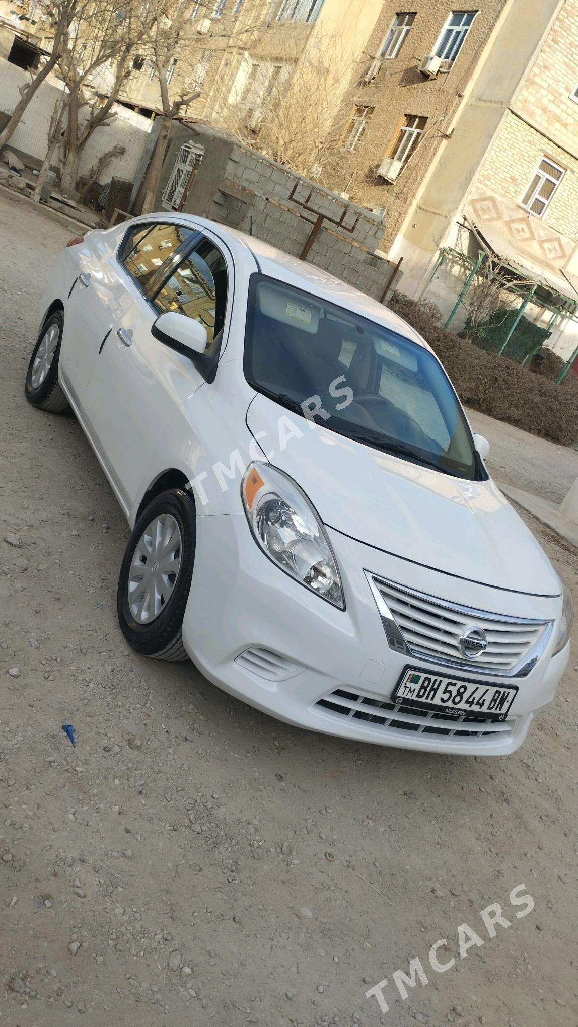 Nissan Versa 2012 - 85 000 TMT - Balkanabat - img 3