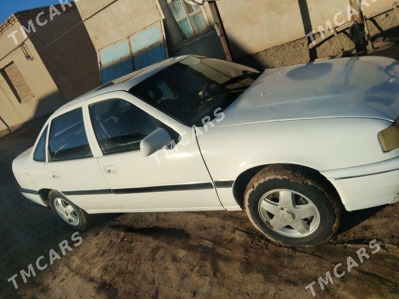 Opel Vectra 1990 - 27 000 TMT - Türkmenbaşy etr. - img 5