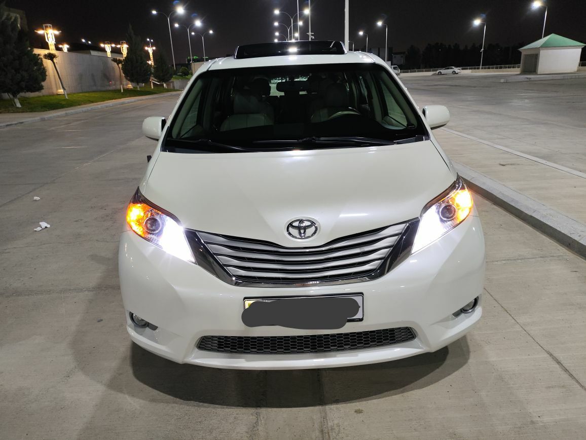 Toyota Sienna 2011 - 275 000 TMT - Aşgabat - img 7