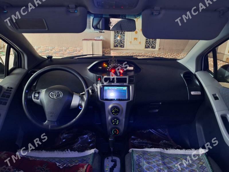 Toyota Yaris 2011 - 115 000 TMT - Ашхабад - img 8