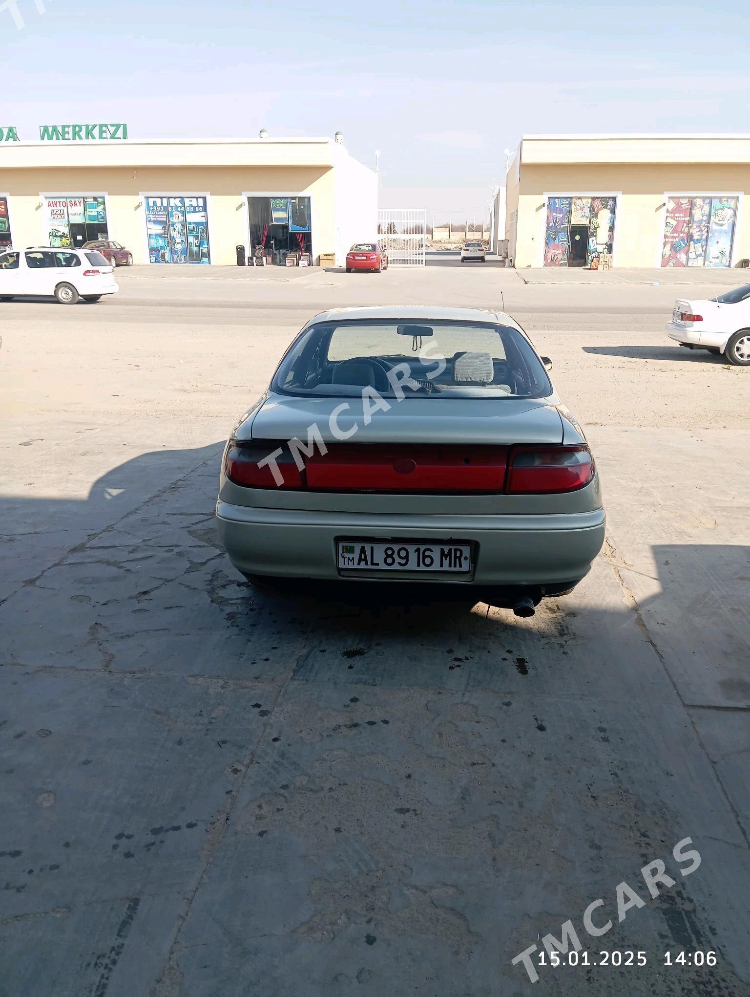 Toyota Carina 1993 - 37 000 TMT - Байрамали - img 3