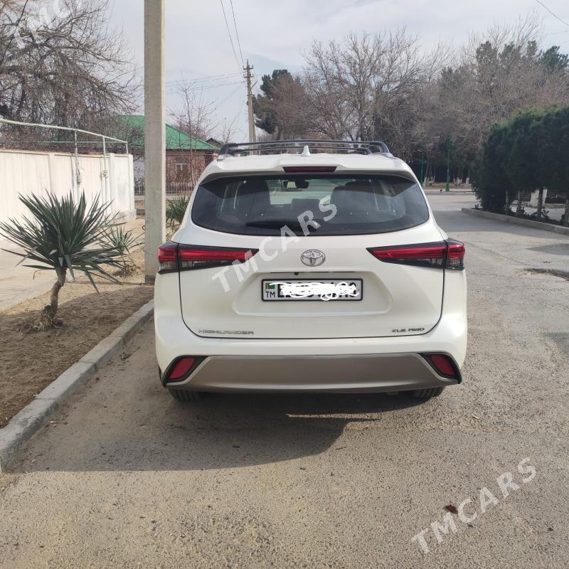 Toyota Highlander 2021 - 740 000 TMT - Aşgabat - img 3