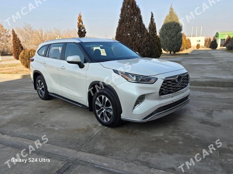 Toyota Highlander 2021 - 595 000 TMT - Дашогуз - img 2