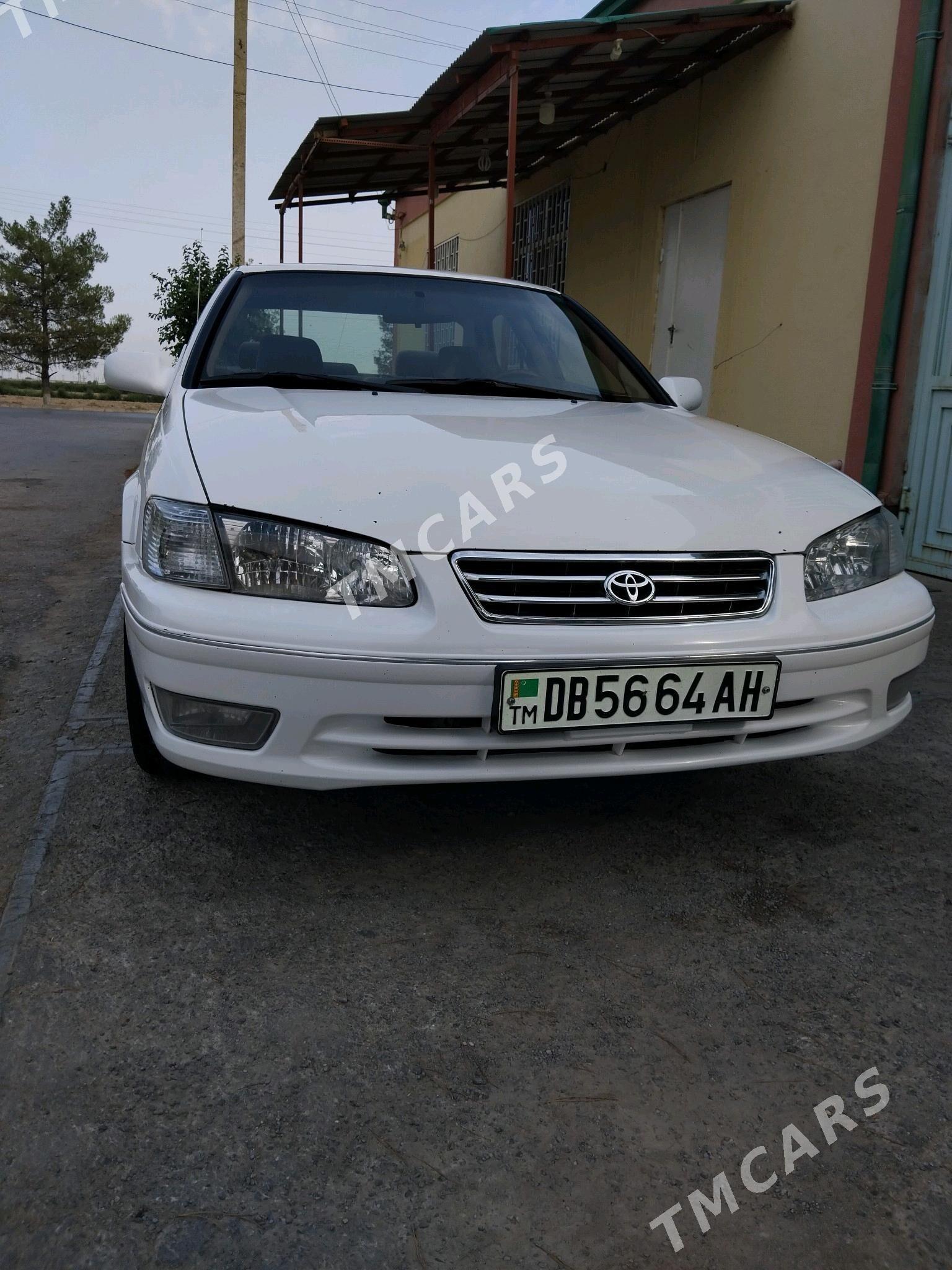 Toyota Camry 1999 - 130 000 TMT - Kaka - img 4