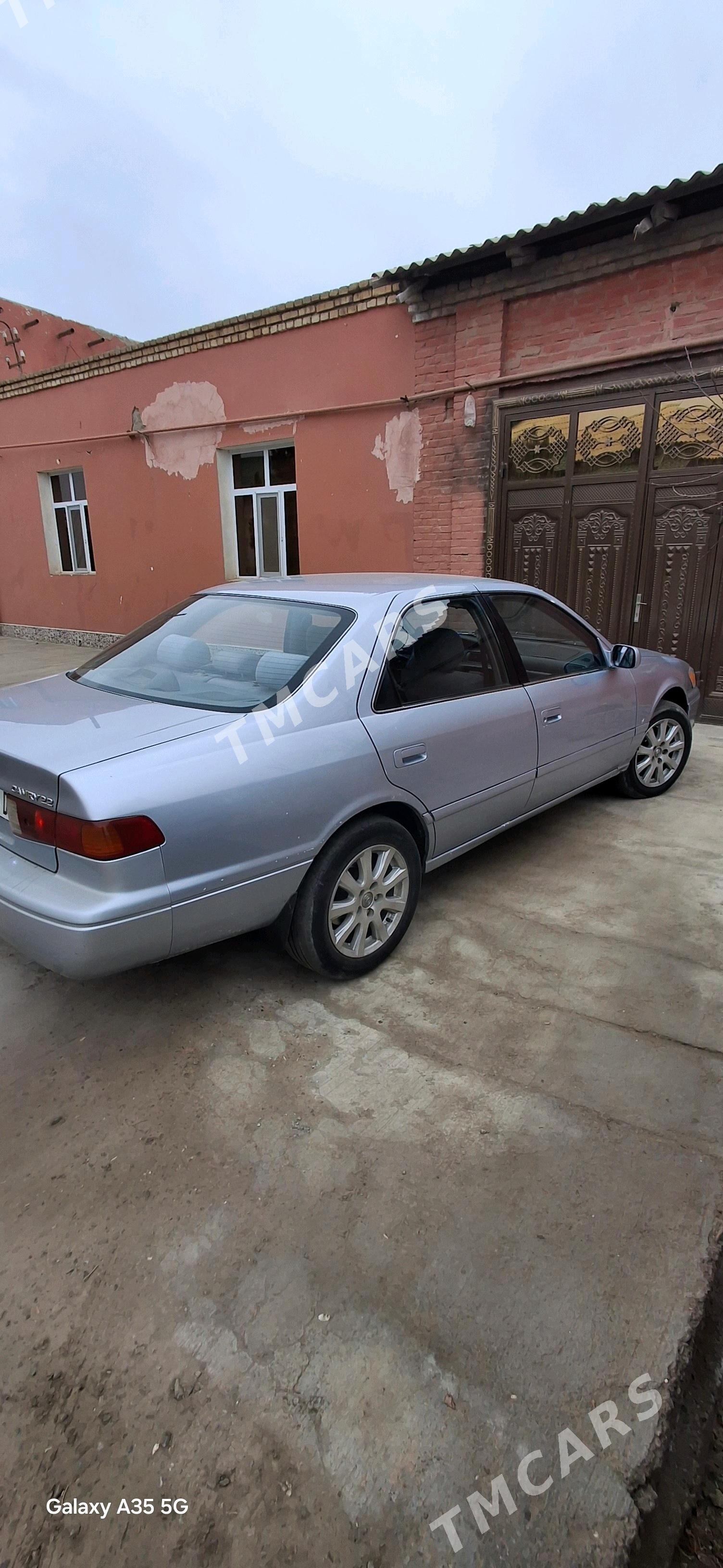 Toyota Camry 2000 - 108 000 TMT - Daşoguz - img 4