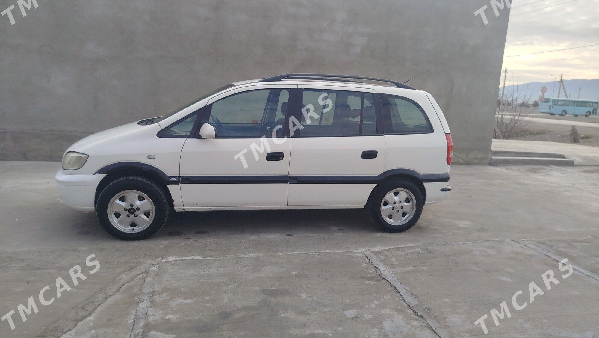 Opel Zafira 2002 - 75 000 TMT - Бахарден - img 3