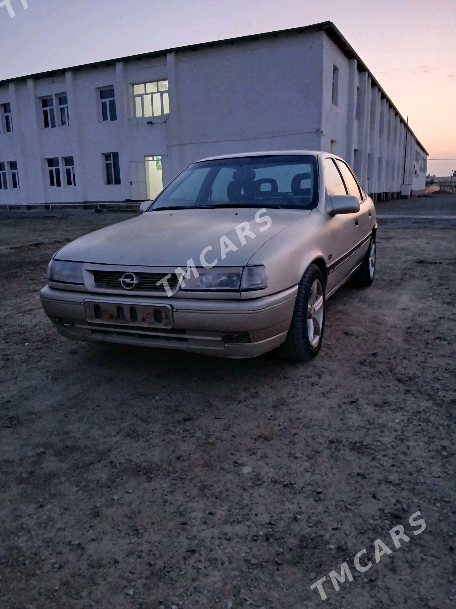 Opel Vectra 1992 - 35 000 TMT - Bäherden - img 2