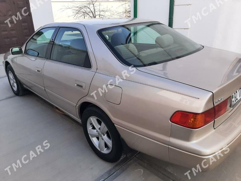 Toyota Camry 2001 - 140 000 TMT - Daşoguz - img 2