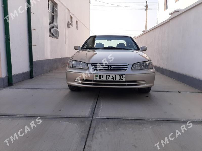 Toyota Camry 2001 - 140 000 TMT - Daşoguz - img 3