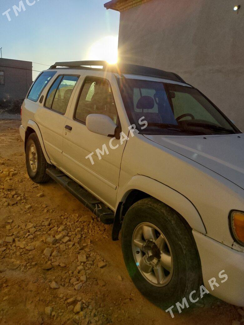 Nissan Pathfinder 2003 - 70 000 TMT - Шабатский этрап - img 3