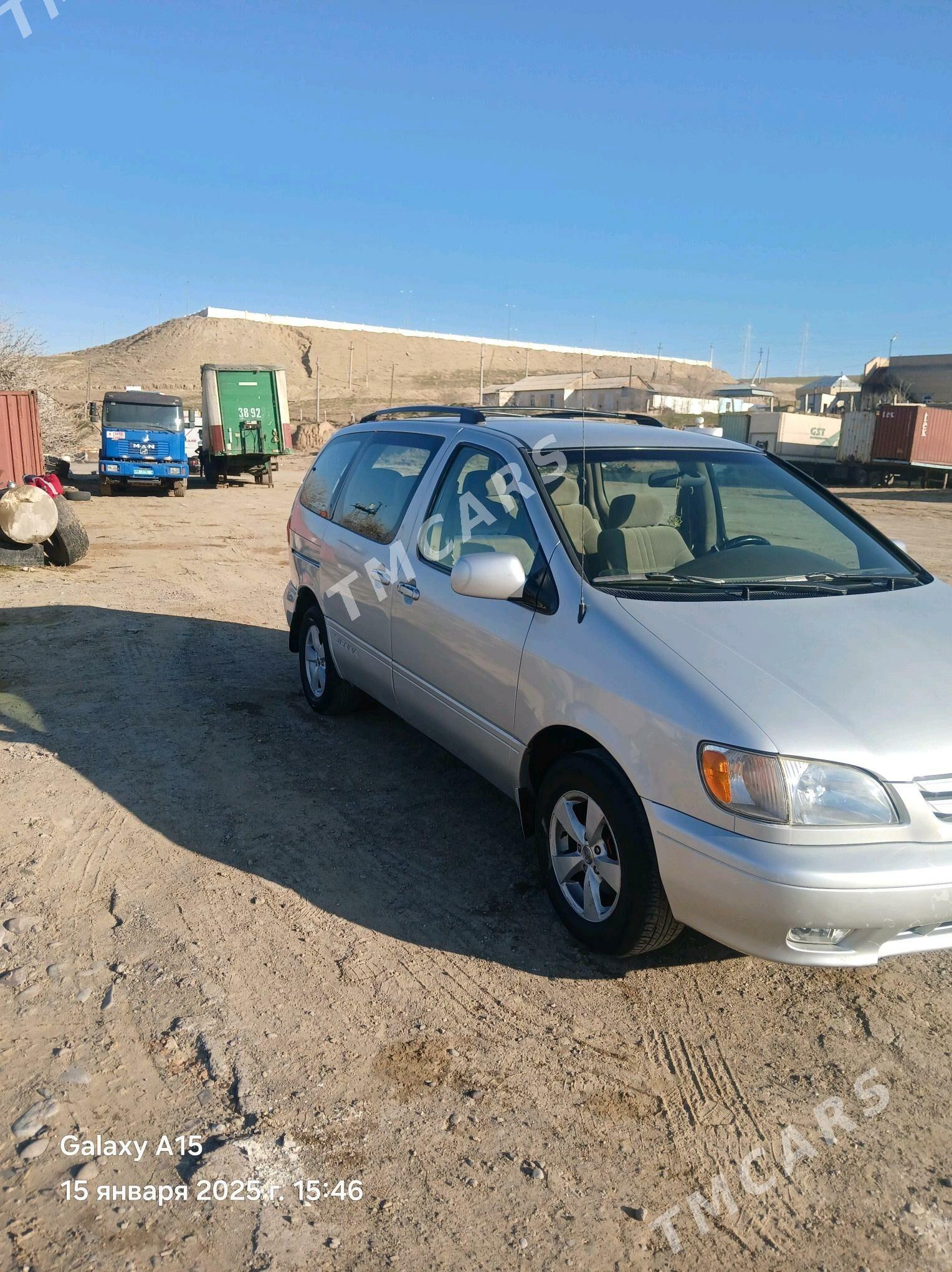 Toyota Sienna 2002 - 150 000 TMT - Serhetabat (Guşgy) - img 2