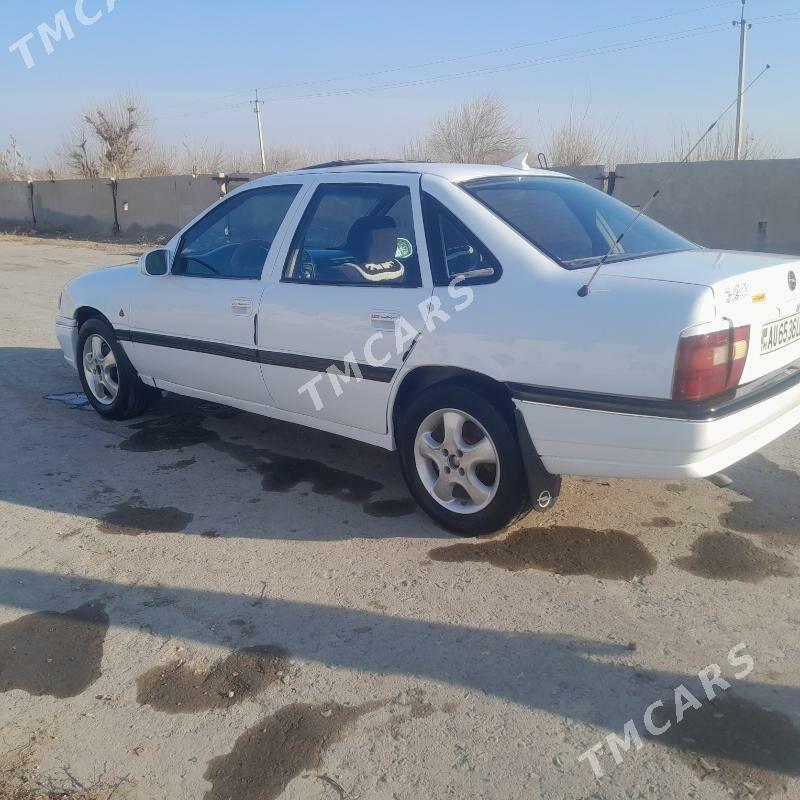 Opel Vectra 1990 - 25 000 TMT - Сакар - img 6