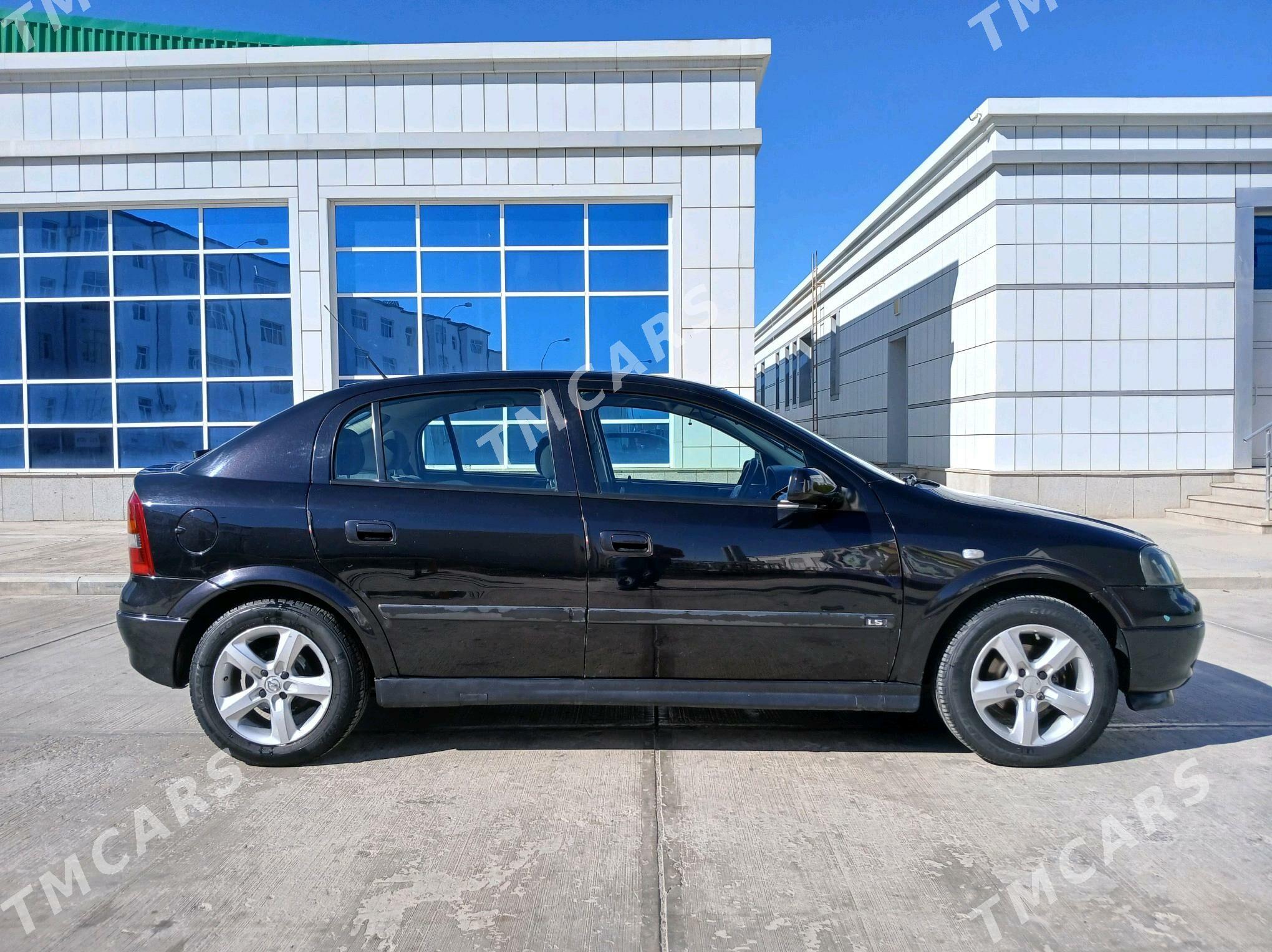 Opel Astra 2003 - 80 000 TMT - Гурбансолтан Едже - img 2