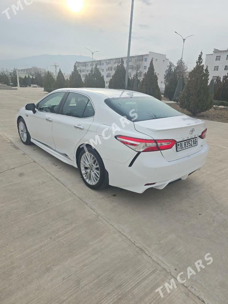 Toyota Camry 2020 - 240 000 TMT - Ашхабад - img 4