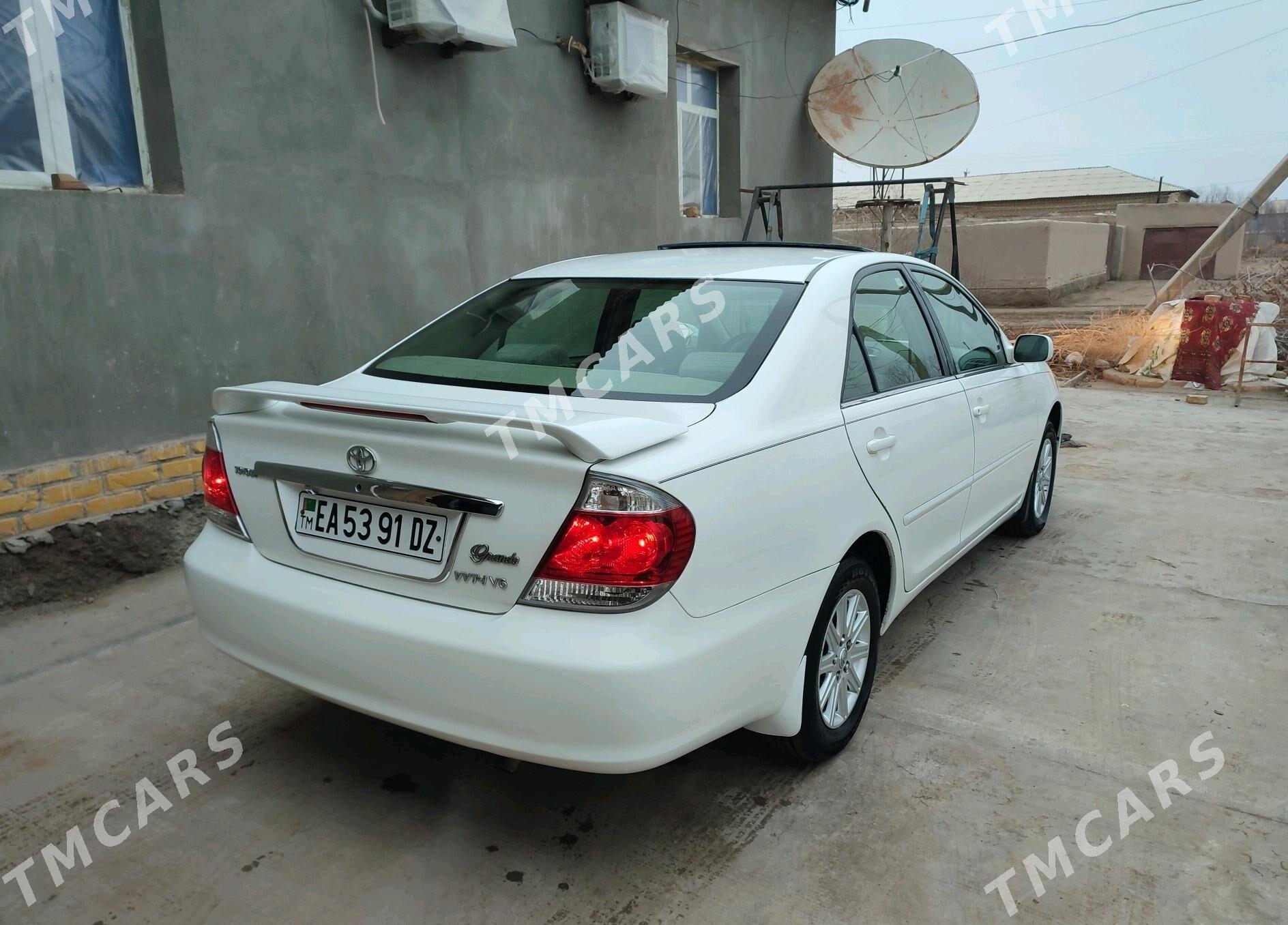 Toyota Camry 2005 - 180 000 TMT - етр. Туркменбаши - img 5