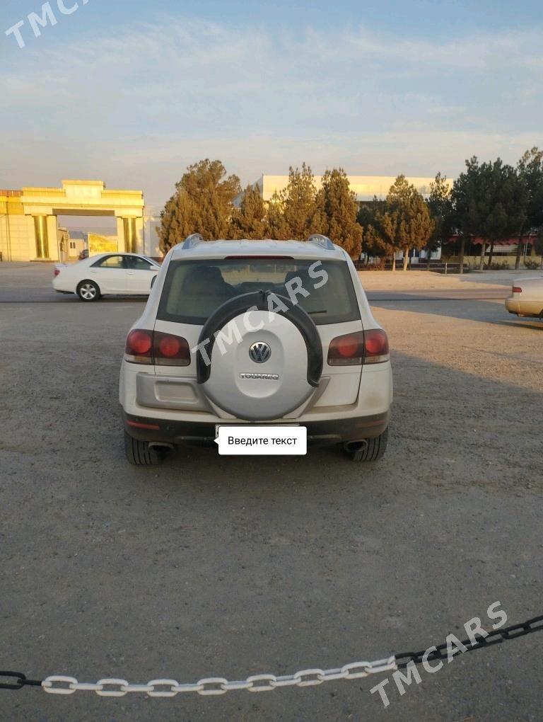 Volkswagen Touareg 2005 - 120 000 TMT - Мары - img 2