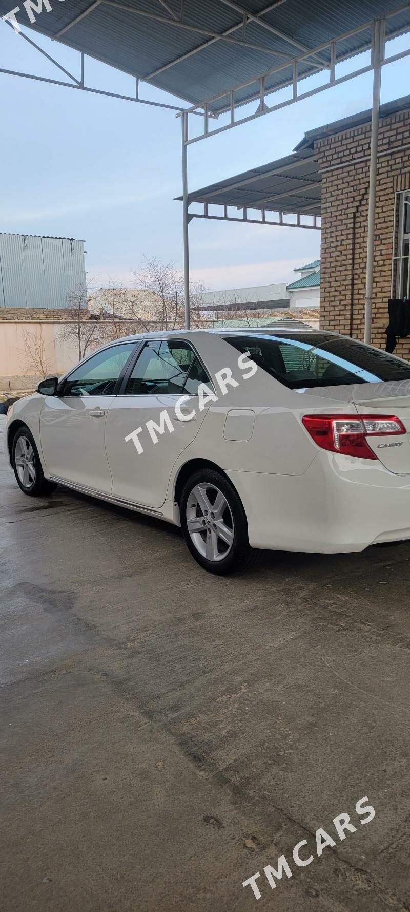 Toyota Camry 2012 - 178 000 TMT - Kaka - img 3