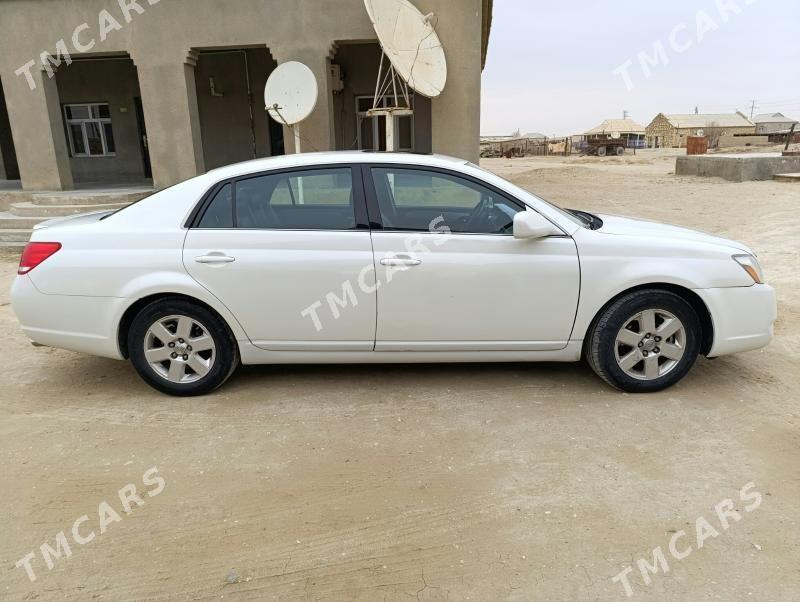 Toyota Avalon 2005 - 165 000 TMT - Эсенгулы - img 4