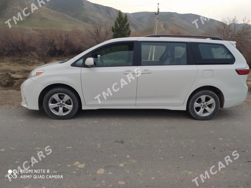 Toyota Sienna 2019 - 280 000 TMT - Tejen - img 3