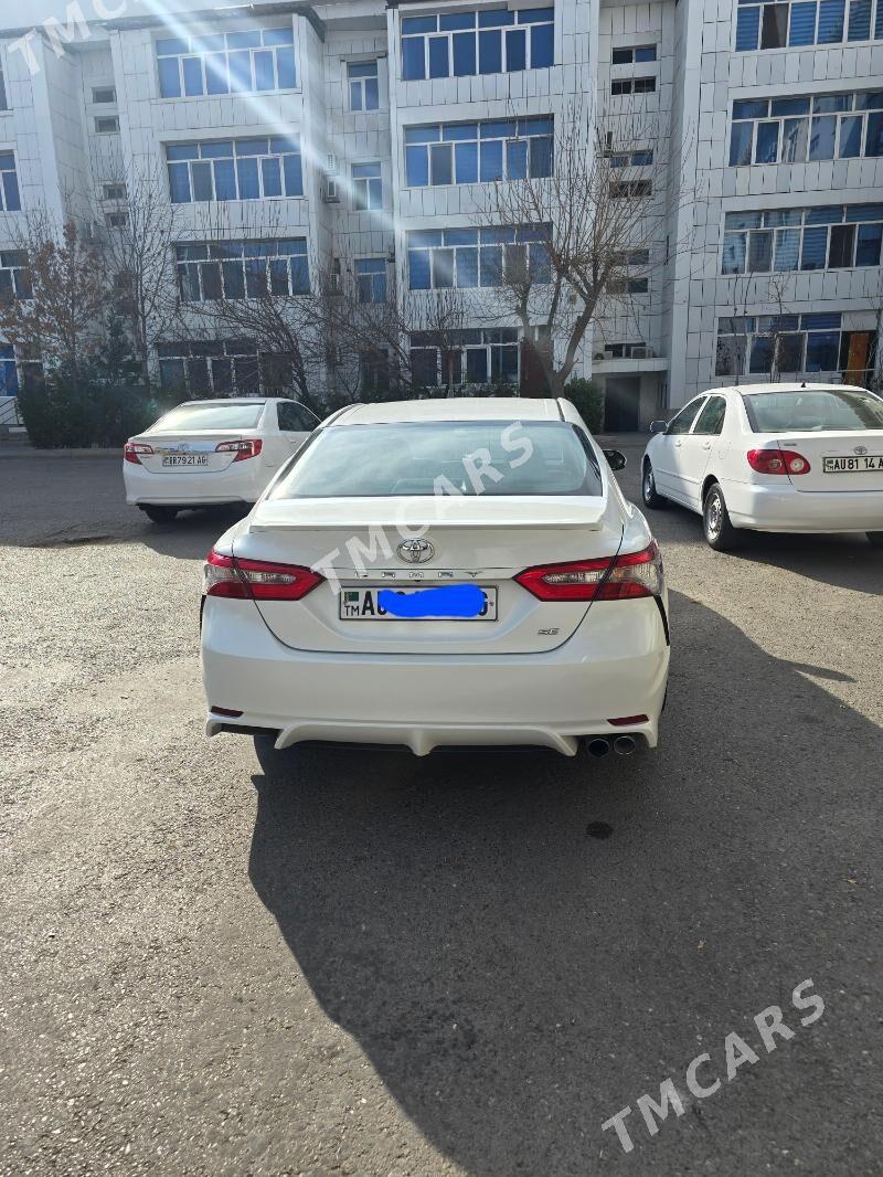 Toyota Camry 2018 - 310 000 TMT - Aşgabat - img 2