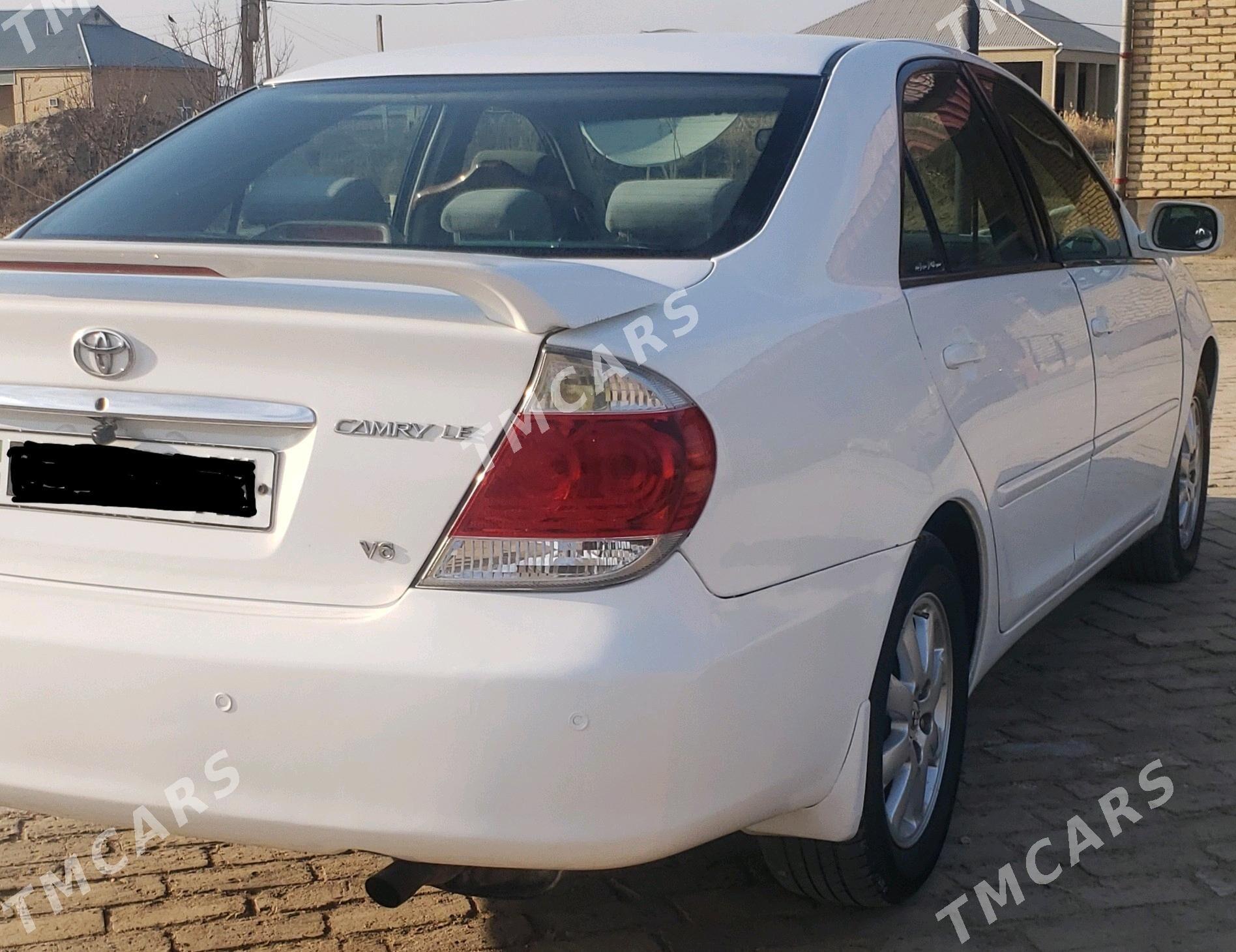 Toyota Camry 2005 - 142 000 TMT - Байрамали - img 5