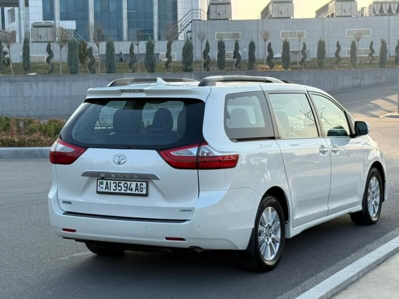 Toyota Sienna 2019 - 550 000 TMT - Aşgabat - img 5