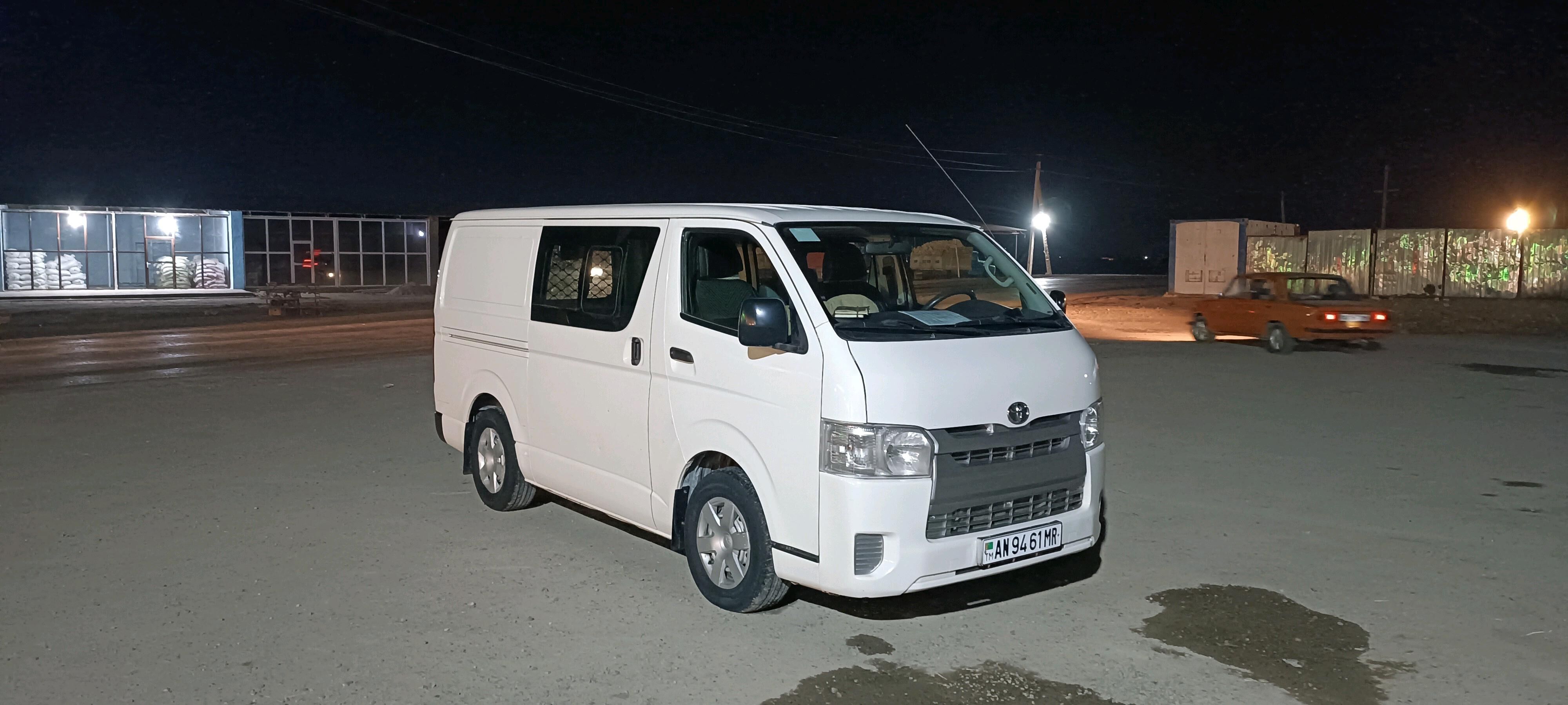 Toyota Hiace 2018 - 370 000 TMT - Mary - img 7