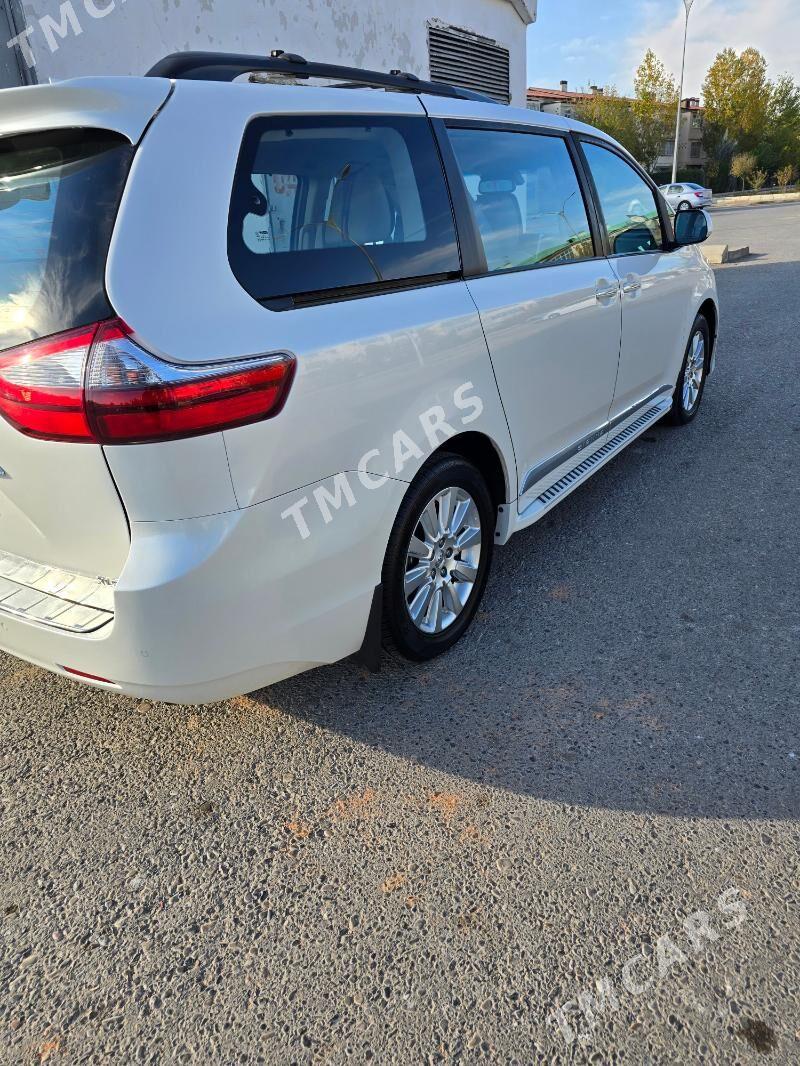 Toyota Sienna 2020 - 550 000 TMT - 11 мкр - img 4