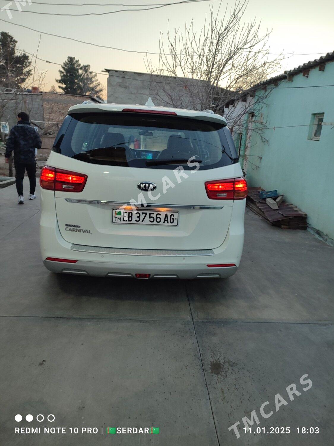 Kia Carnival 2022 - 325 000 TMT - Aşgabat - img 8