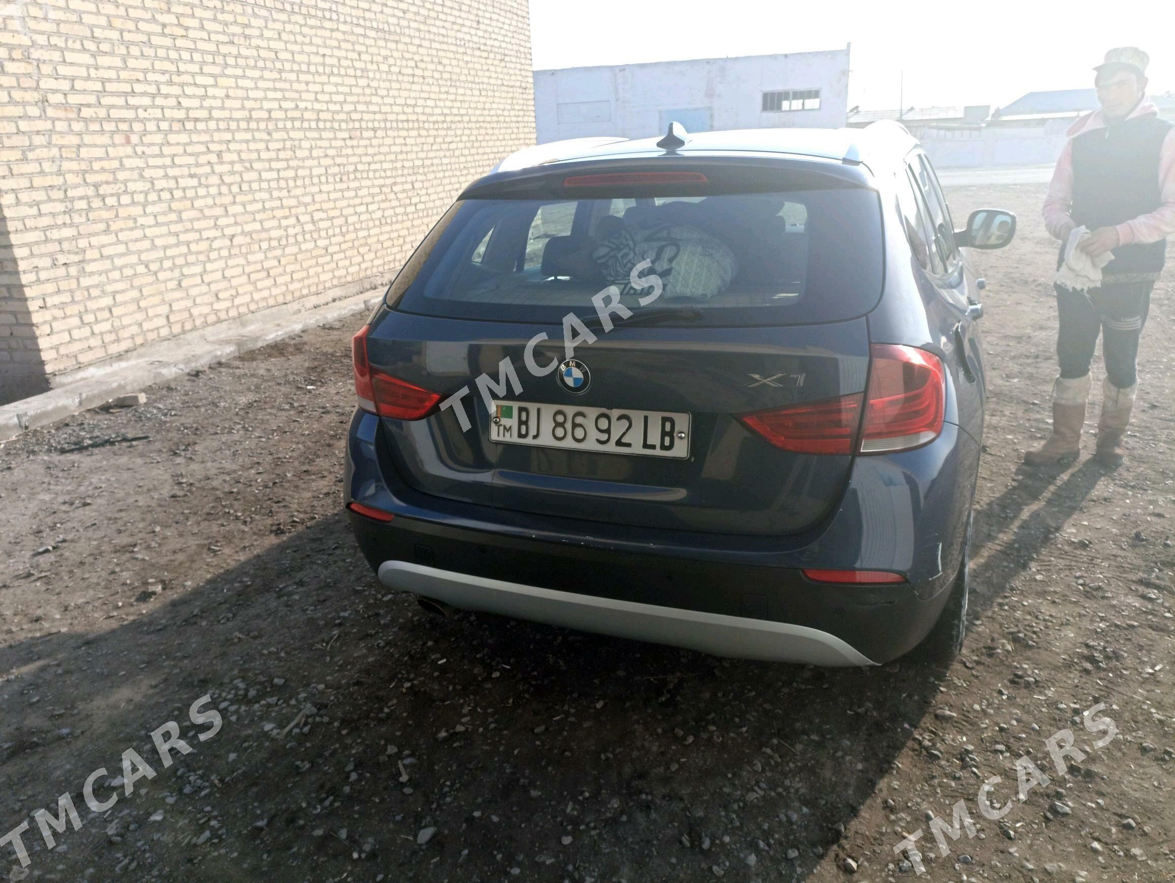 BMW X1 2012 - 180 000 TMT - Туркменабат - img 5