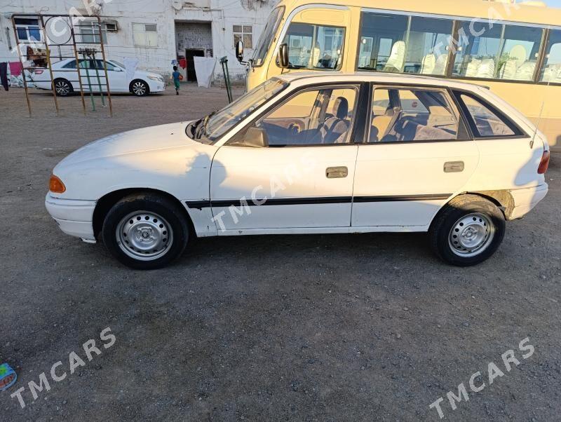 Opel Astra 1992 - 18 000 TMT - Туркменбаши - img 2