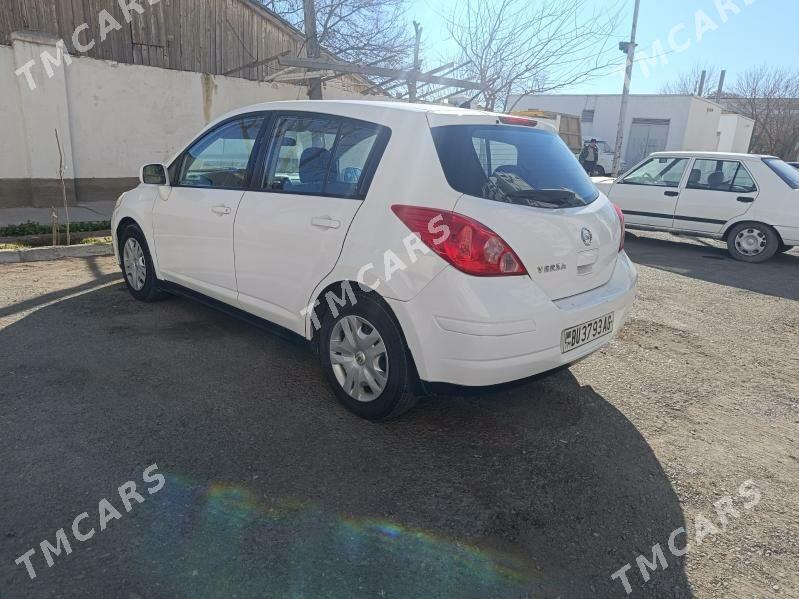 Nissan Versa 2010 - 120 000 TMT - 30 mkr - img 2