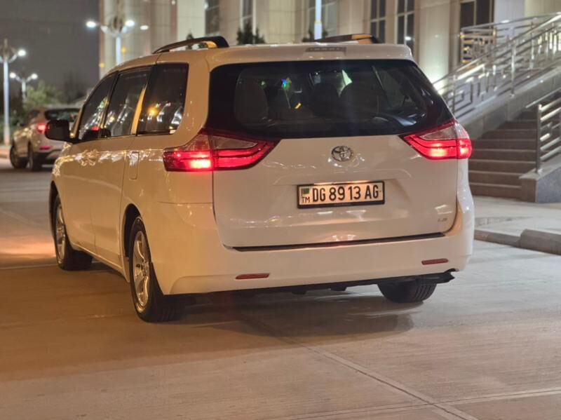 Toyota Sienna 2015 - 293 000 TMT - Aşgabat - img 9