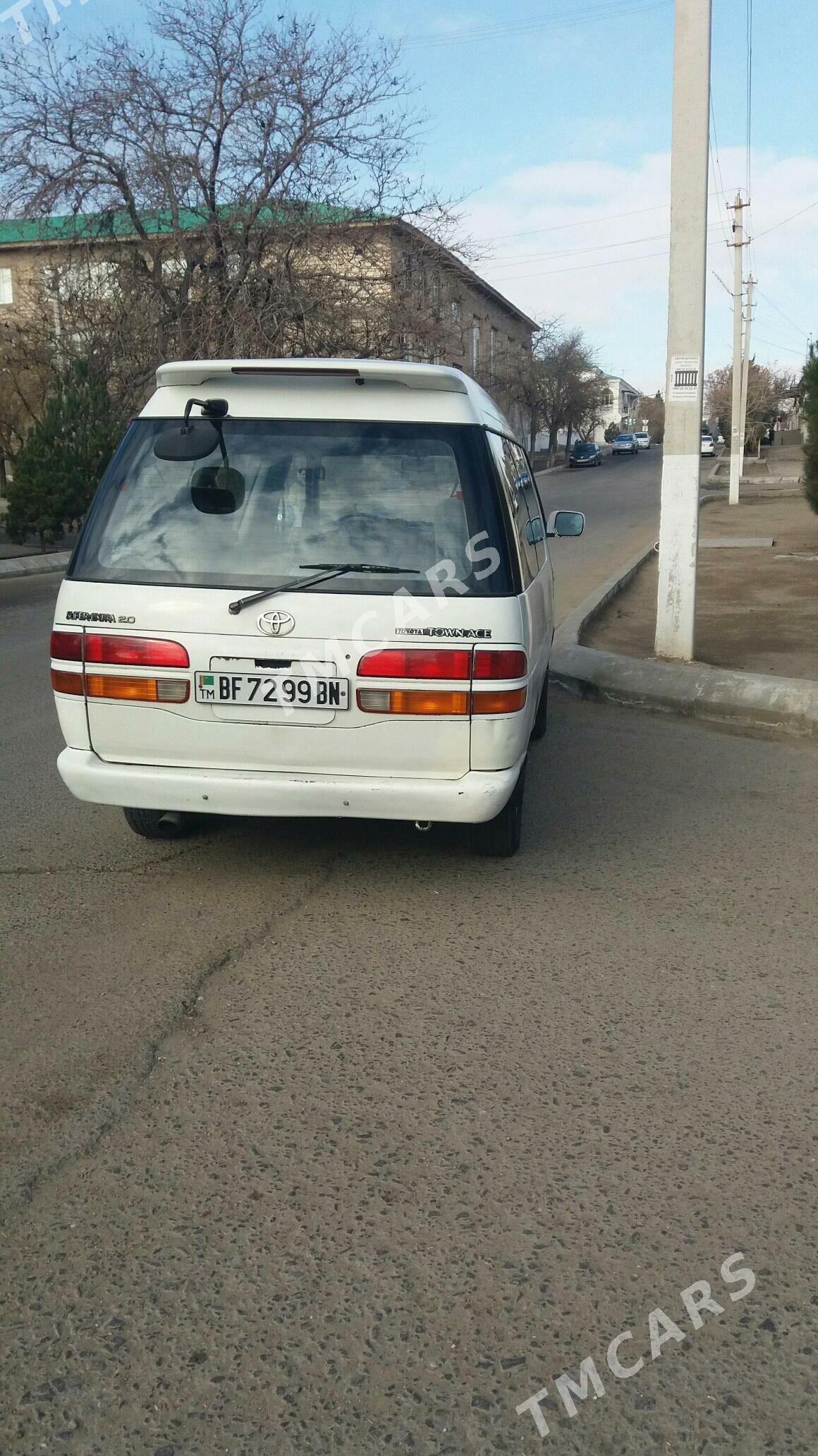 Toyota Town Ace 1996 - 50 000 TMT - Türkmenbaşy - img 2