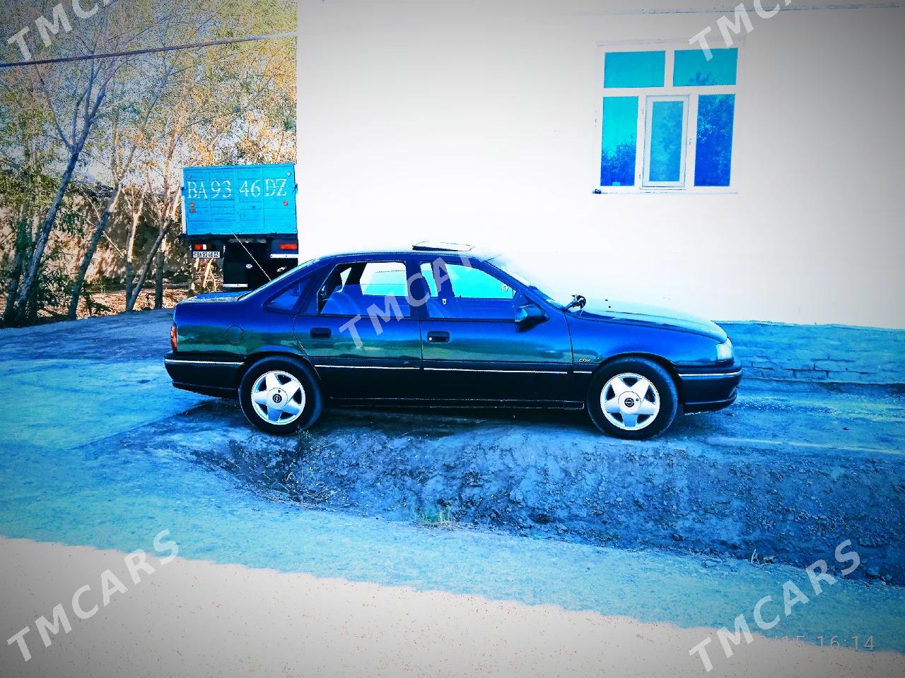 Opel Vectra 1994 - 38 000 TMT - Гурбансолтан Едже - img 5