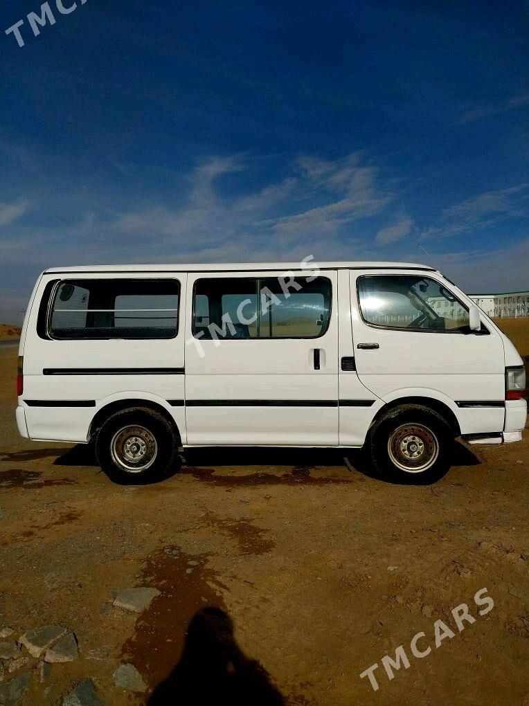 Toyota Hiace 1995 - 65 000 TMT - Ак-Бугдайский этрап - img 2