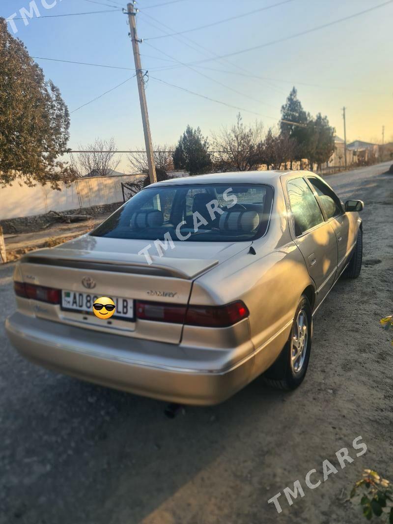 Toyota Camry 1998 - 90 000 TMT - Койтендаг - img 3