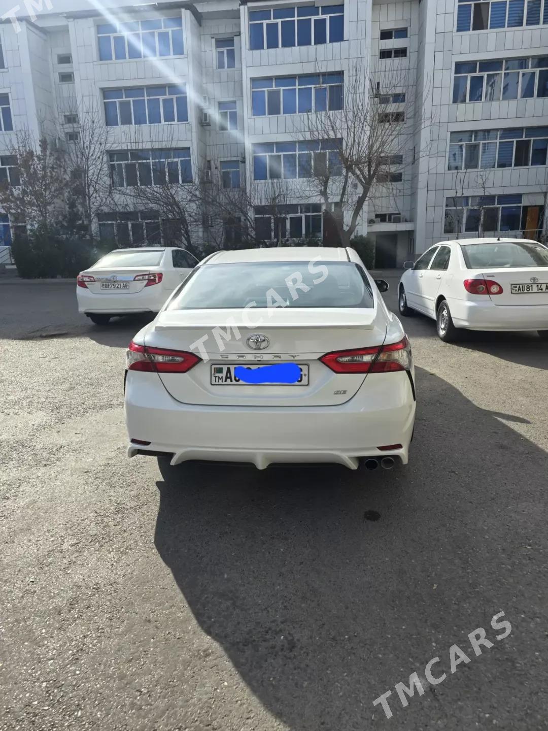 Toyota Camry 2018 - 300 000 TMT - Aşgabat - img 3