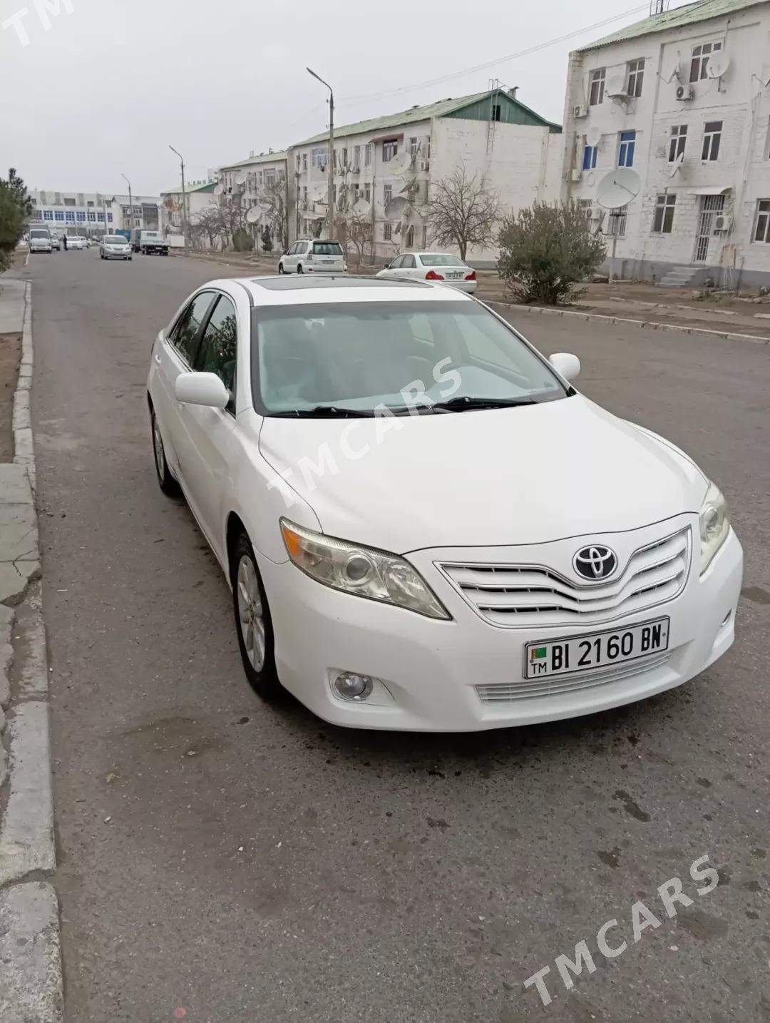 Toyota Camry 2010 - 210 000 TMT - Туркменбаши - img 2