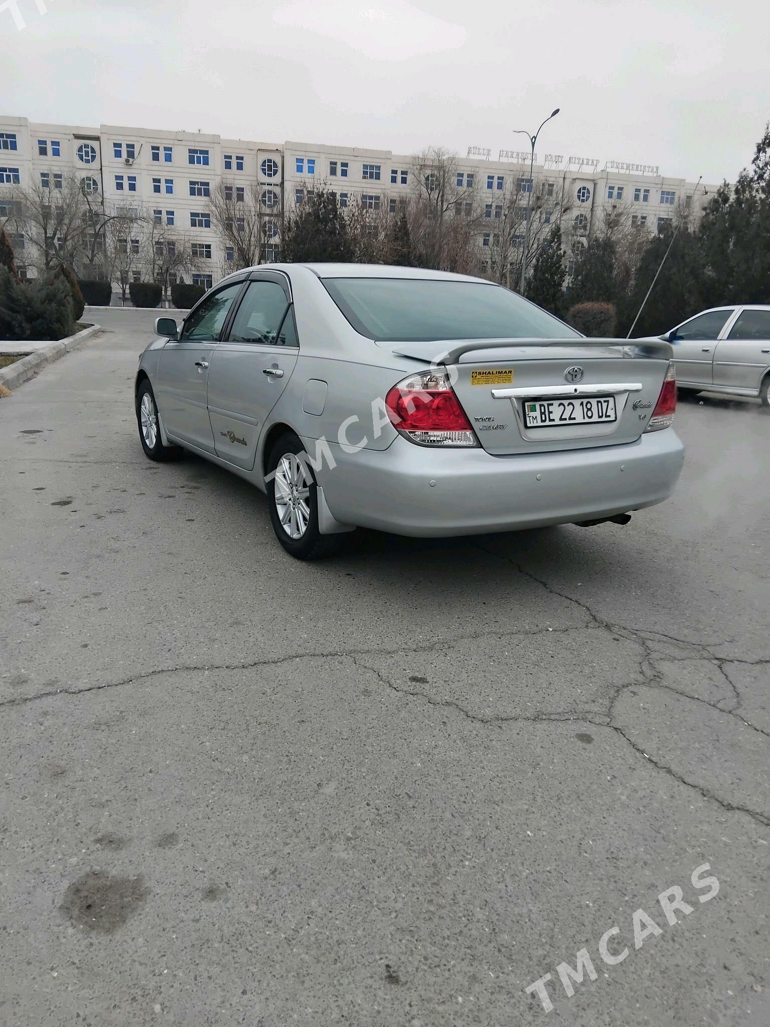 Toyota Camry 2002 - 170 000 TMT - Дашогуз - img 4