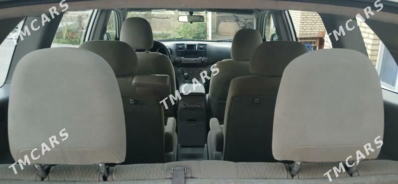 Toyota Highlander 2010 - 250 000 TMT - Векильбазар - img 7