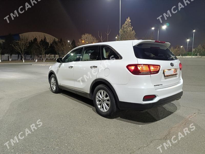 Kia Sorento 2019 - 275 000 TMT - Aşgabat - img 4