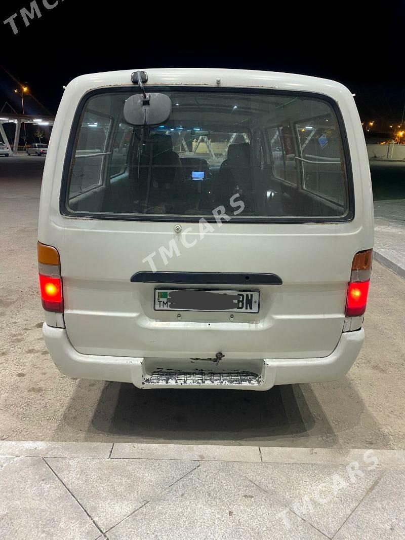 Toyota Hiace 1996 - 45 000 TMT - Balkanabat - img 2