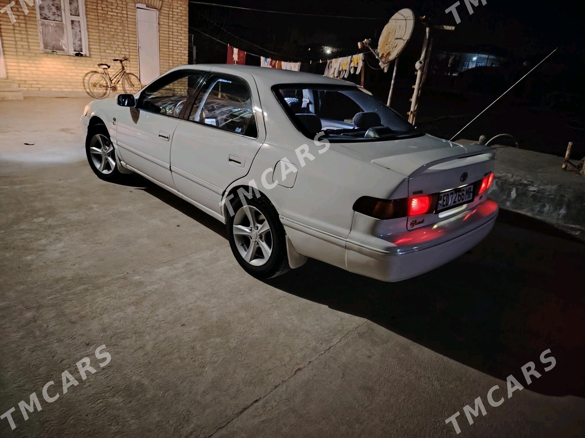 Toyota Camry 1998 - 125 000 TMT - Мары - img 3