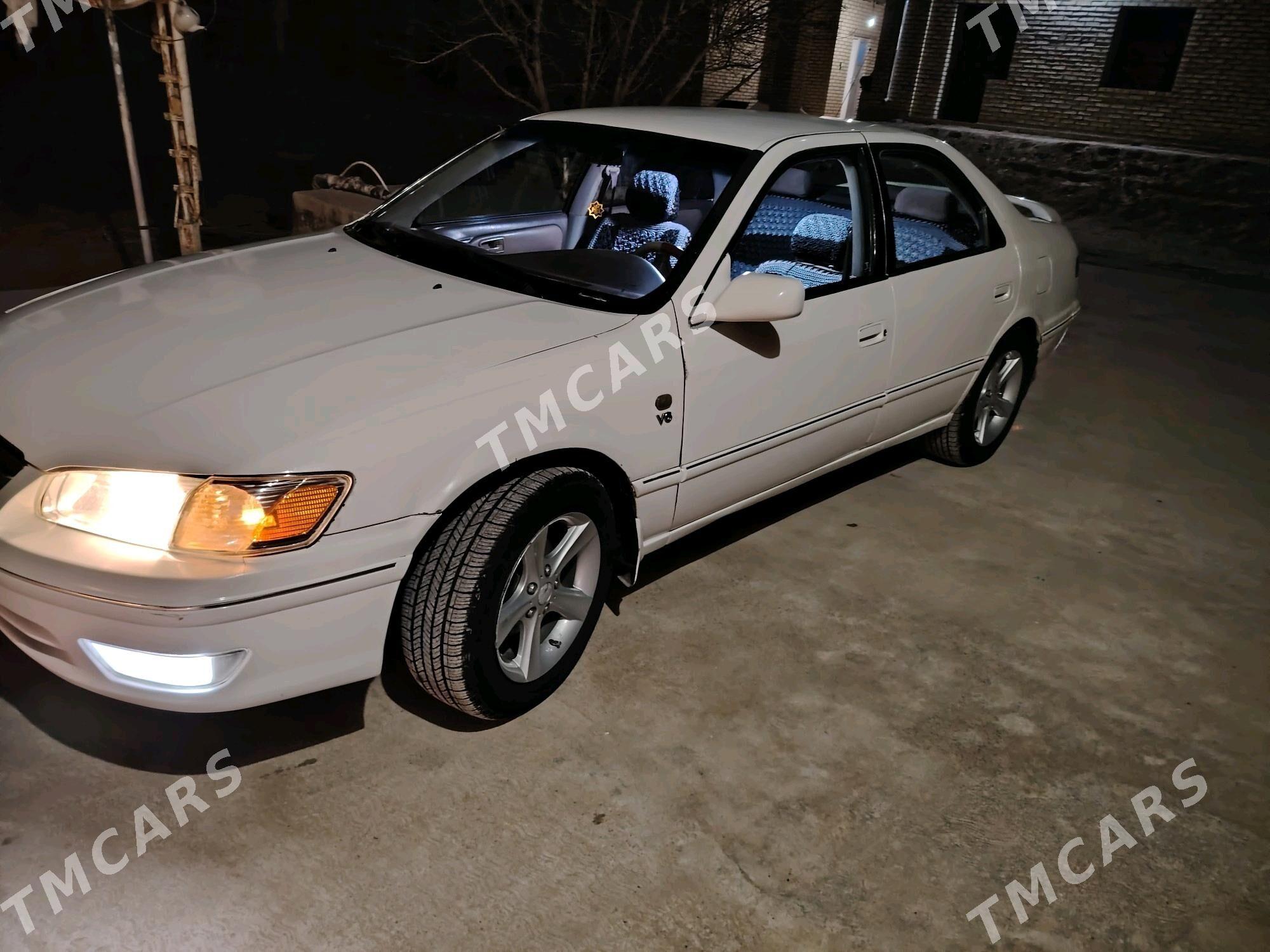 Toyota Camry 1998 - 125 000 TMT - Мары - img 8