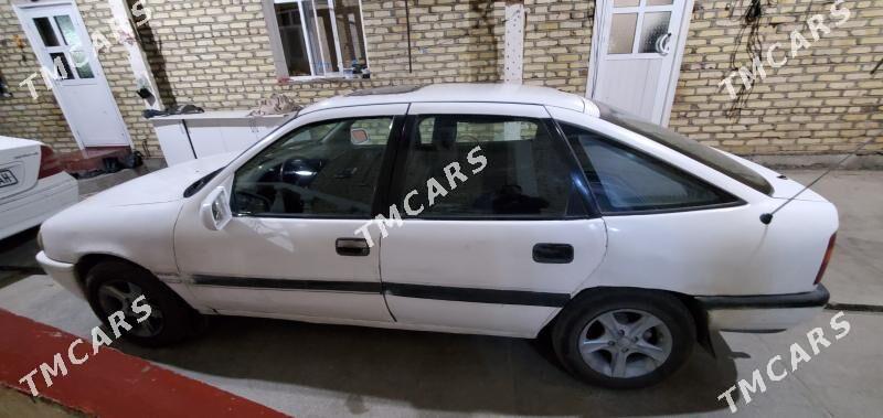 Opel Vectra 1991 - 23 000 TMT - Чоганлы - img 5