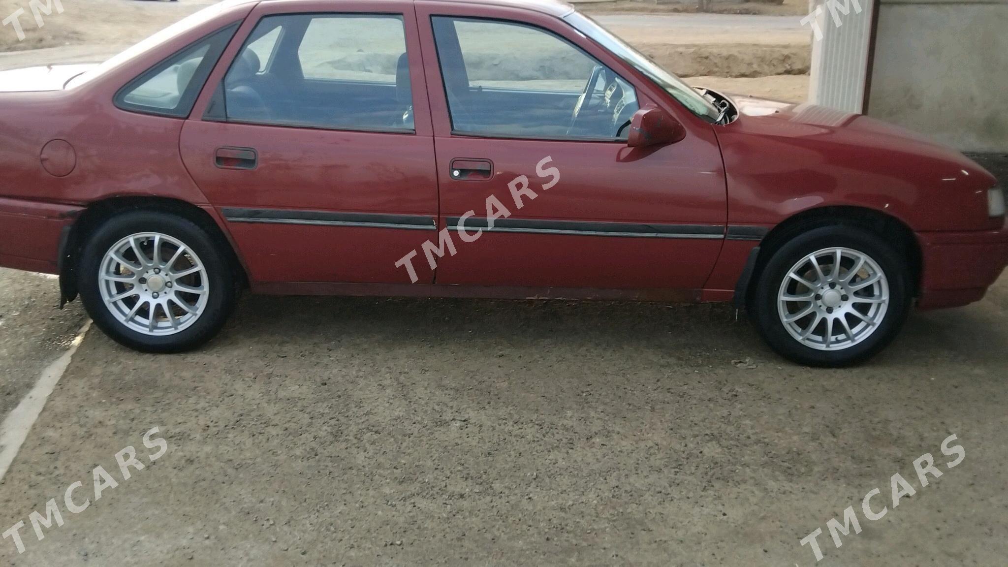 Opel Vectra 1990 - 27 000 TMT - Murgap - img 10