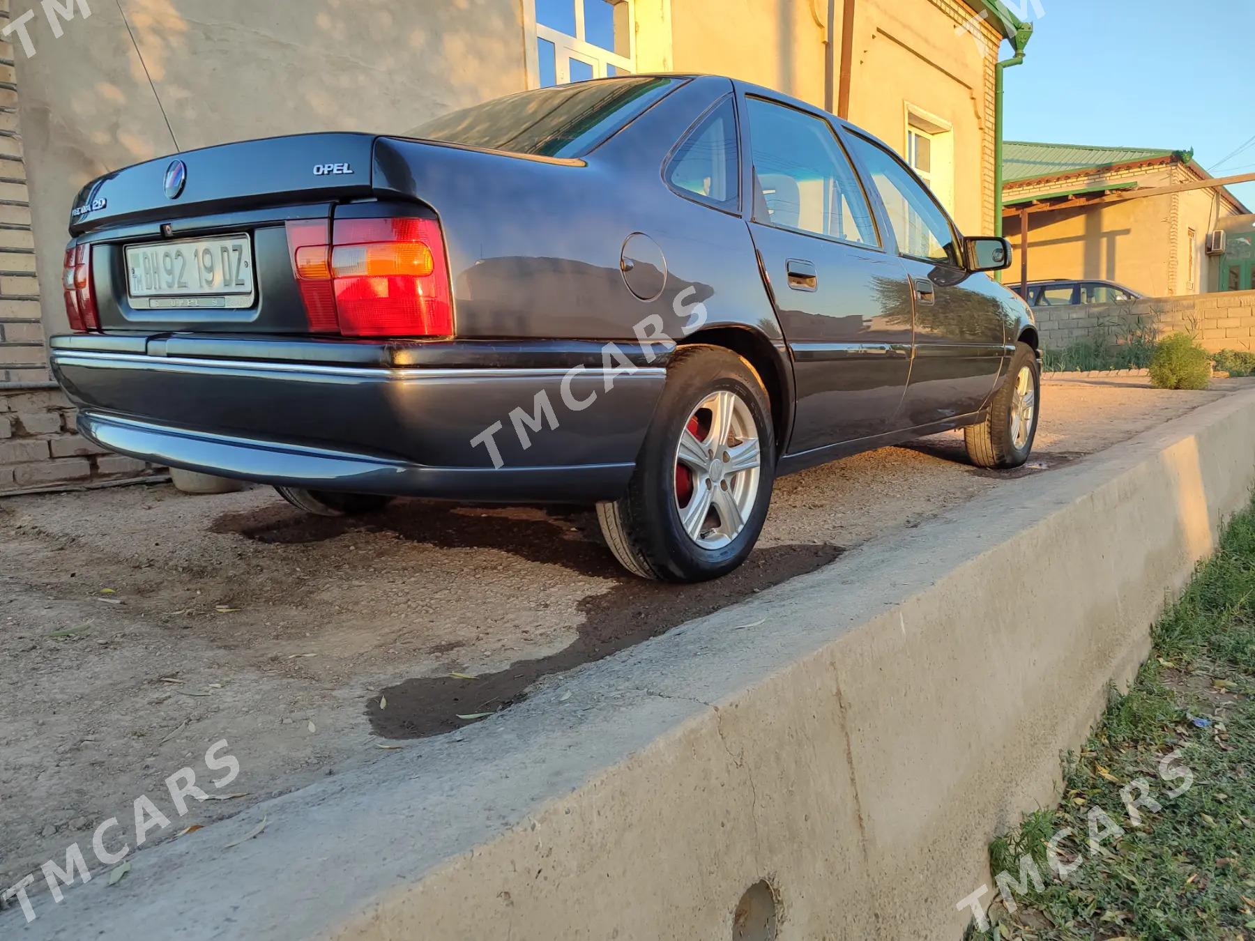 Opel Vectra 1995 - 40 000 TMT - Гурбансолтан Едже - img 2