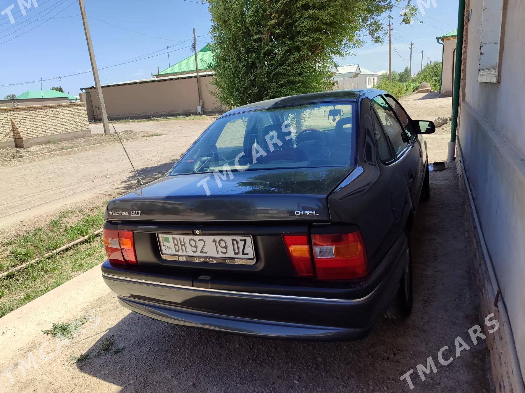 Opel Vectra 1995 - 40 000 TMT - Гурбансолтан Едже - img 5