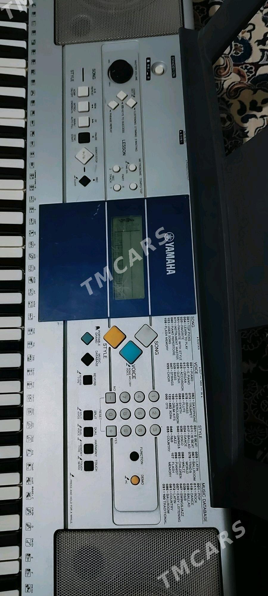 Yamaha  PSR E323 - Hitrowka - img 3